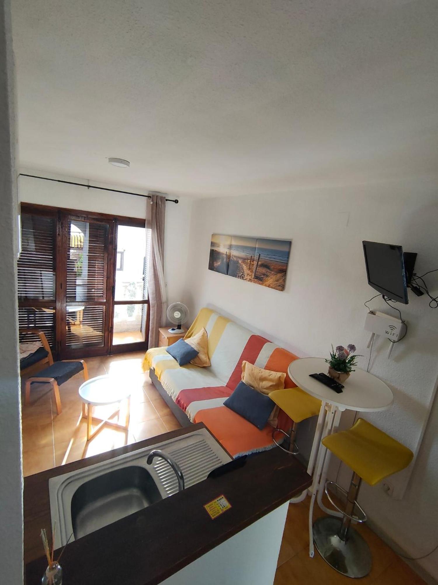 Apartment Los Locos Beach With Balcony And Wi-Fi Торевьиа Экстерьер фото
